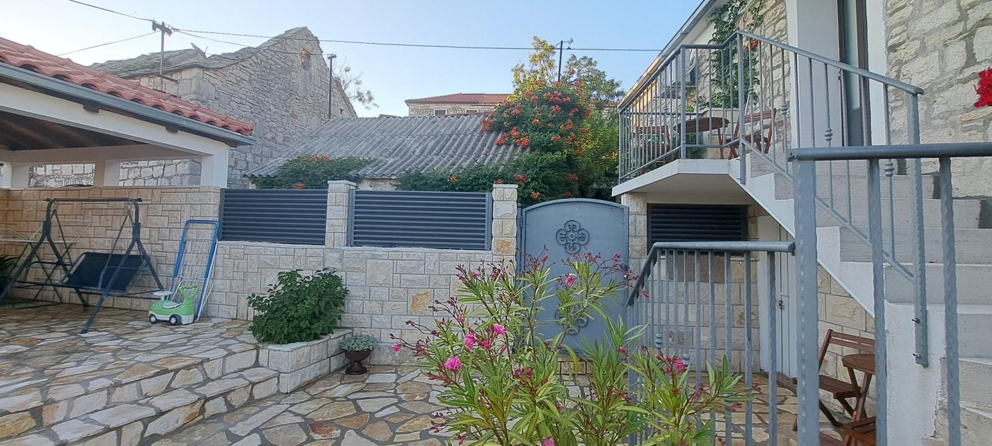 Apartments Tomina Donje Selo na Šolti Zewnętrze zdjęcie